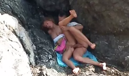 Petite procace vecchio si masturba Segretario condiviso