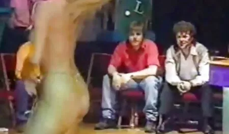 Big video porno di donne vecchie nove