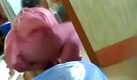 Cornea casalinga vecchi porci porno scopata dildo e Sculacciate sulle tette!