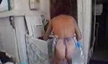 Luna Mikami succhia e cavalca il cazzo fino a quando video sesso uomini anziani non ottiene il culo