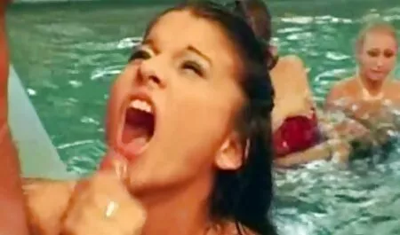 Tratta la nonna con la forza del suo porno vecchie troie cazzo