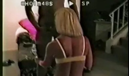Aya Sakuraba ottiene un crimpeye dopo un vecchie inculate da giovani salto in c