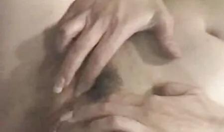 Affamato di cazzo Milf scopa in bocca il suo uomo! porno anale vecchie