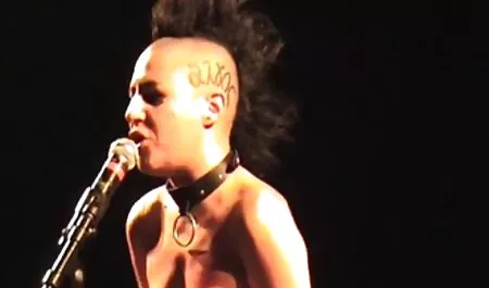 Muscoloso lesbiche vecchie porno travestito Veronica Bolina diteggiatura