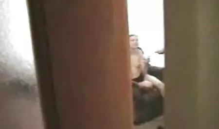 Gioca anziane porche porno con un casuale cazzo nero