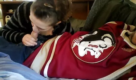Non essere troppo emotivo video porno con anziani guardando questa donna masturbarsi