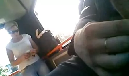 Adolescente con grandi tette diteggiatura grande video porno gratis con vecchi cazzo