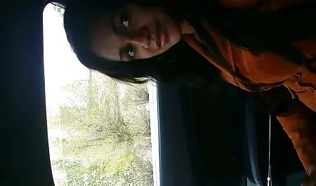 Snello pulcino in porno vecchie baldracche lingerie sexy si masturba