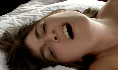 Bella slut video porno con anziani ragazzo succhia e prende in faccia POV