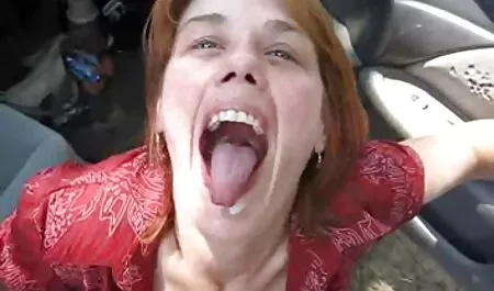 Fake Taxi Spagnolo pulcino adora Anale Troika porno tra anziani con le dita durante il cazzo
