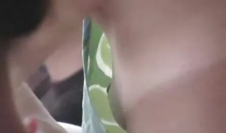 Cuban BBW sbatte video gratis vecchie troie la BBC in una partita in gabbia!