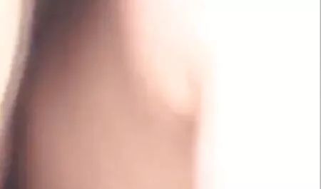 Lozione porno di vecchi Tette