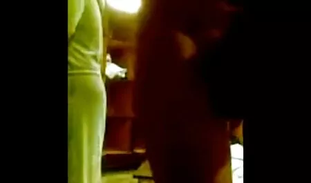 SESSO VELOCE AMATORIALE PRIMA DEL LAVORO vecchi scopano giovani BIONDA-VERONICA REID
