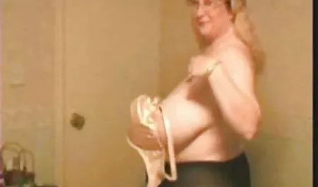 Cazzo in auto Compilation porno anziane casalinghe
