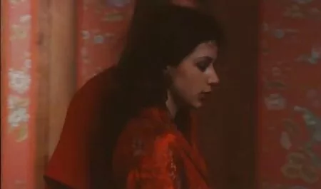 Puppet lecca la moglie mentre la film porno vecchie troie italiane BBC martella il suo buco del culo e cums all'interno